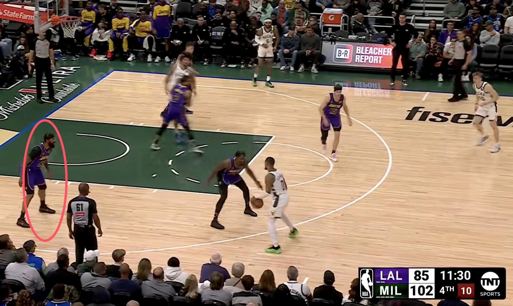 雄鹿再战爵士不敌对手，遭遇三连败的简单介绍