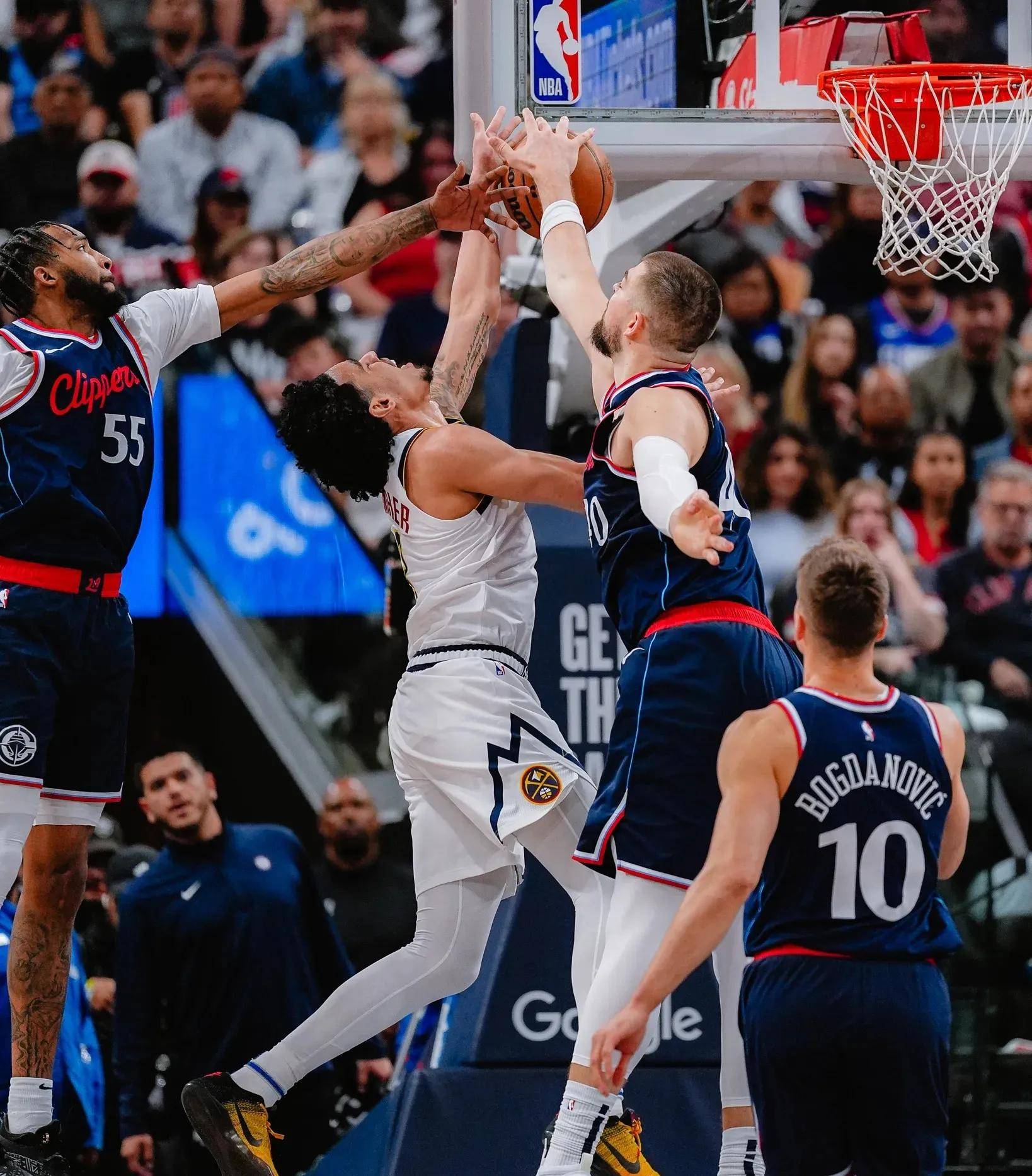 快船主场大胜掘金，莱昂纳德27分