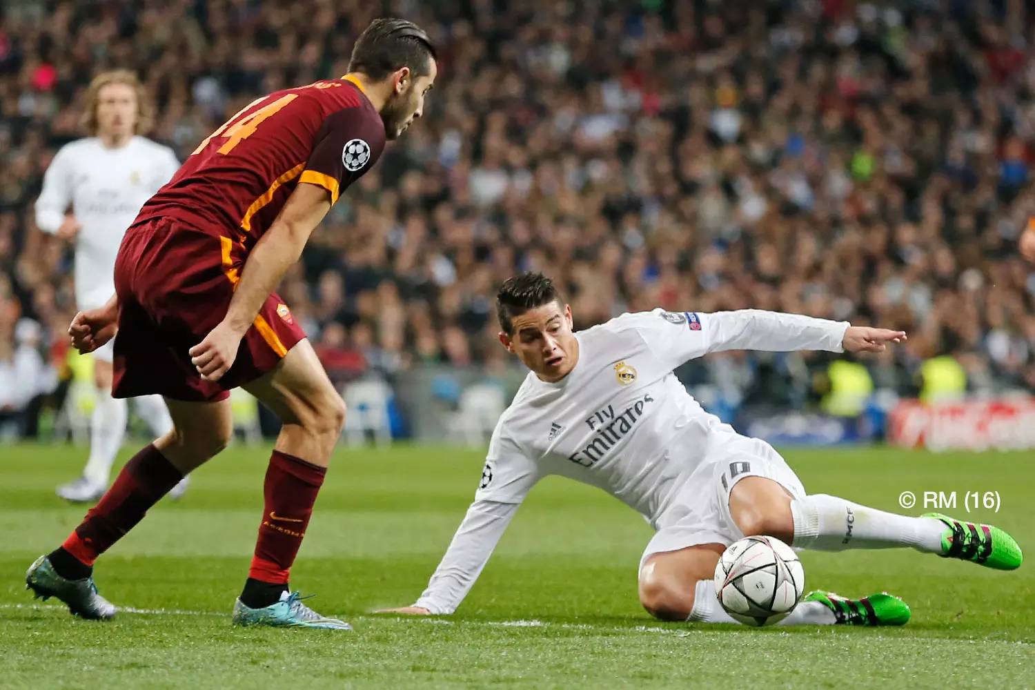 巴西血洗荷兰,苏亚雷斯统治全场 巴西血洗荷兰,苏亚雷斯统治全场