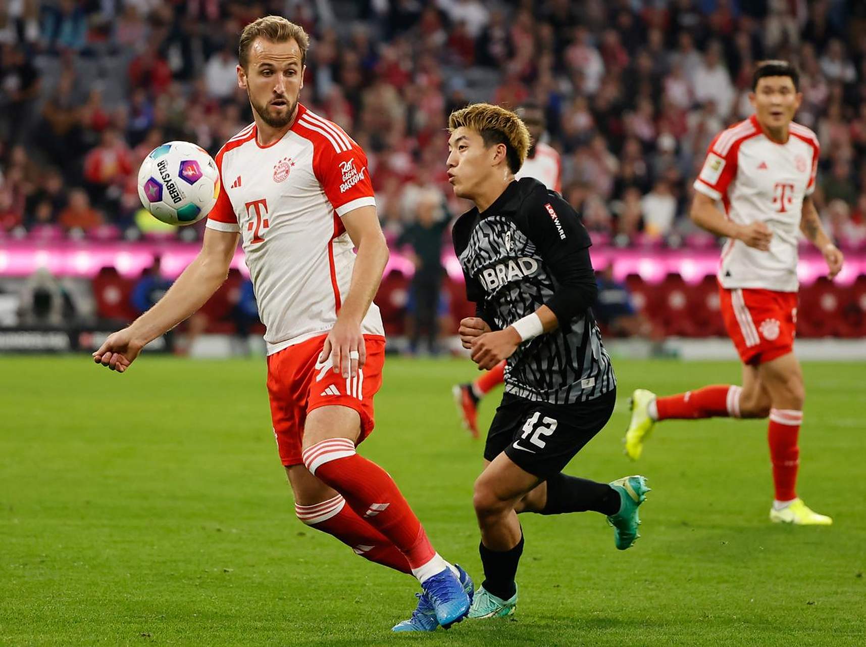 那不勒斯绝地反击曼城，科曼送出助攻的简单介绍