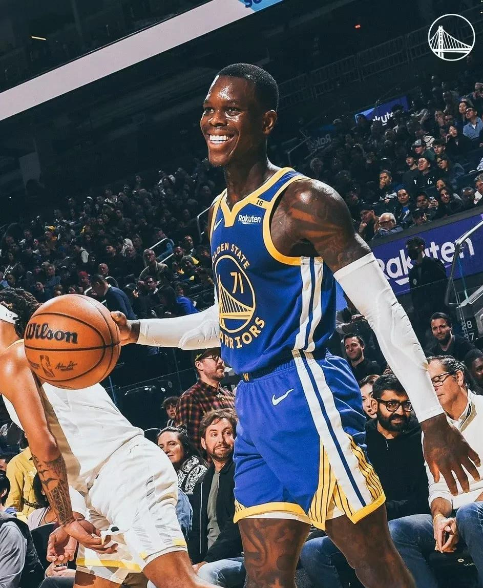 勇士主场大胜爵士，晋级下一轮比赛