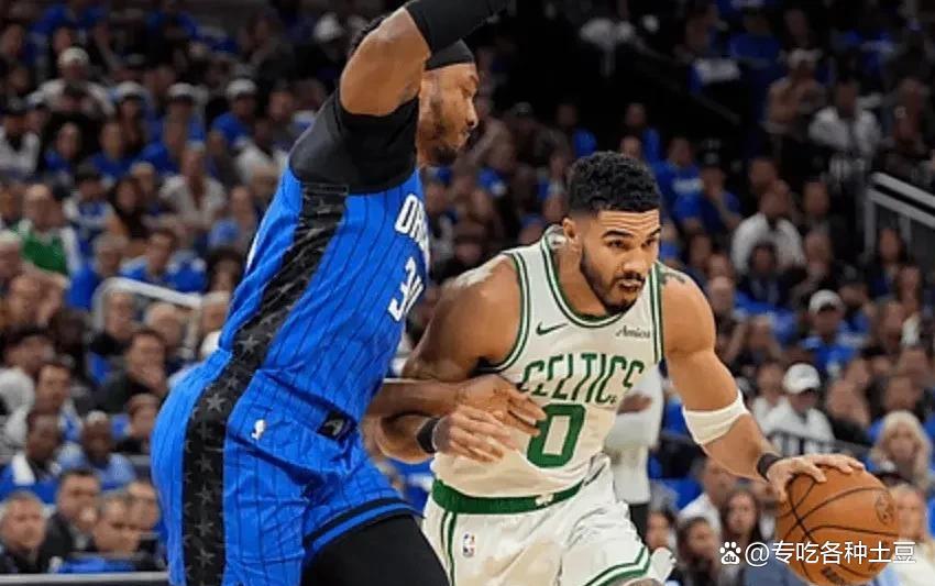 包含雄鹿逆转绿军，字母哥砍下33分的词条