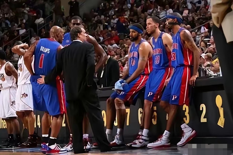 绿衫军击败活塞，取得五连胜