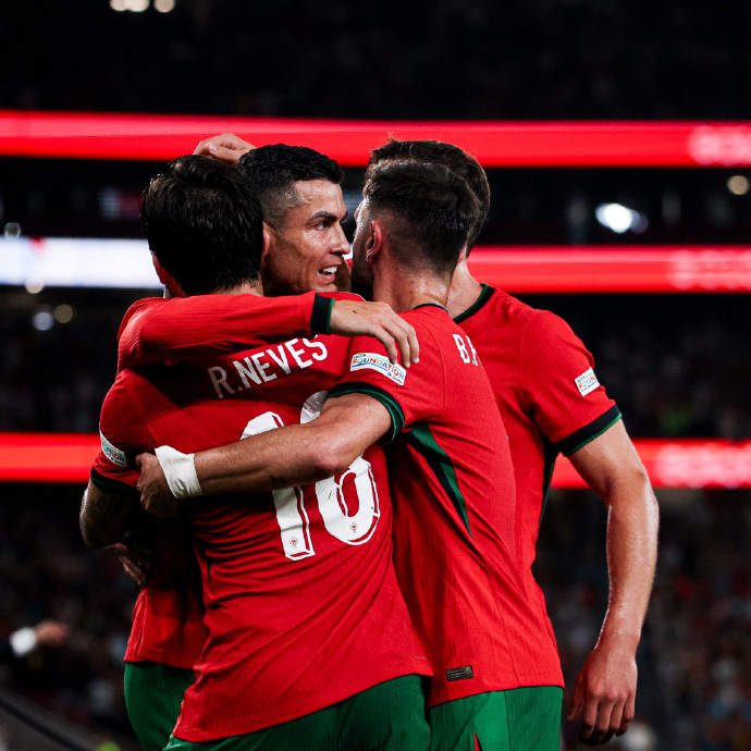 瑞典队轻取葡萄牙队，奥恰洛夫点燃赛场