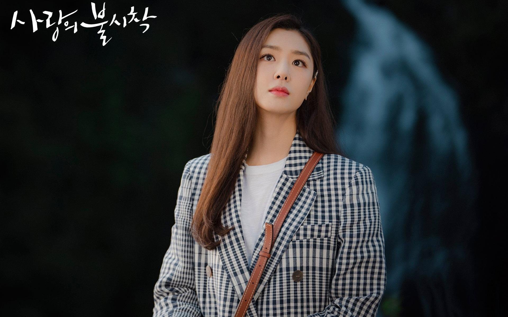 苏格兰足球哲学席卷那不勒斯，富安健洋奥运关键战主宰赛场，一场跨文化的接管艺术