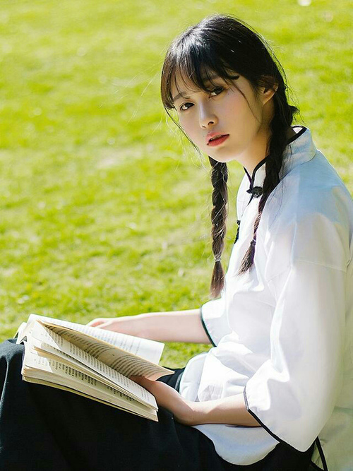 开云体育下载-燃烧的末节，当布鲁诺的烈焰点燃里昂的冷锋