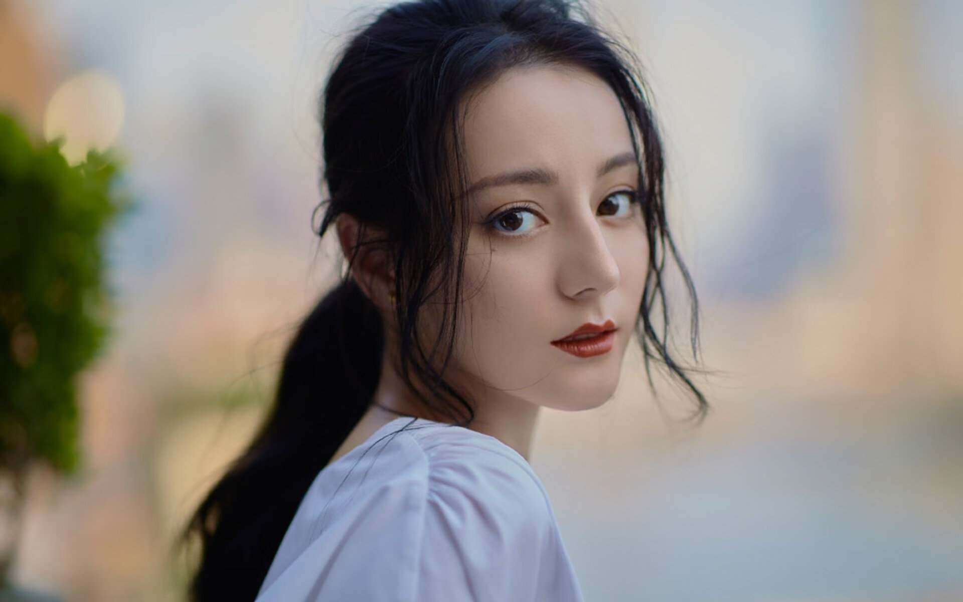 狭路相逢智者胜，霍勒迪攻防一体，马刺体系碾压活塞