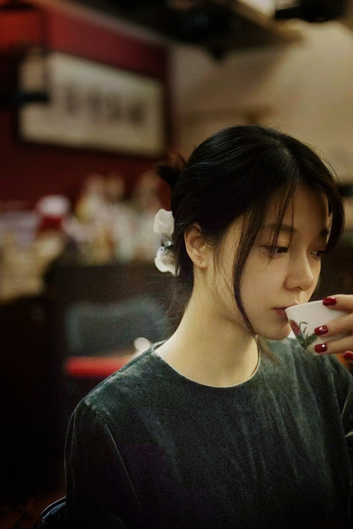 钢铁机器轰鸣时,血肉之躯如何扛起一个世界